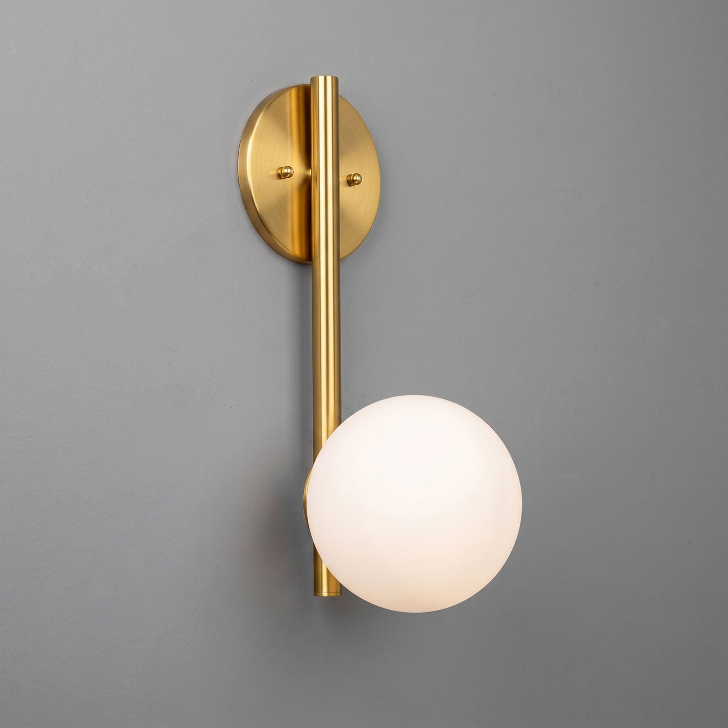 Upton Wall Lamp