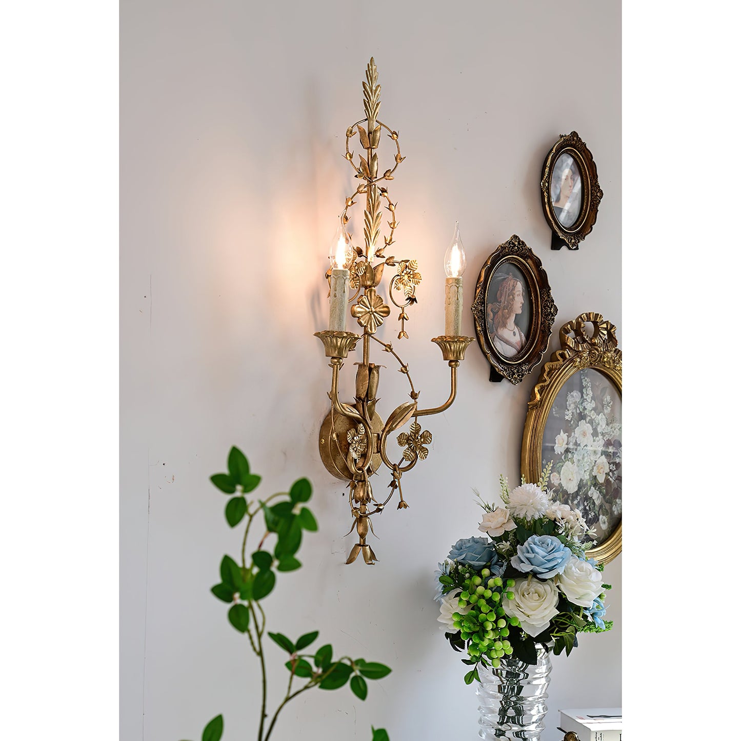 Seron Wall Lamp