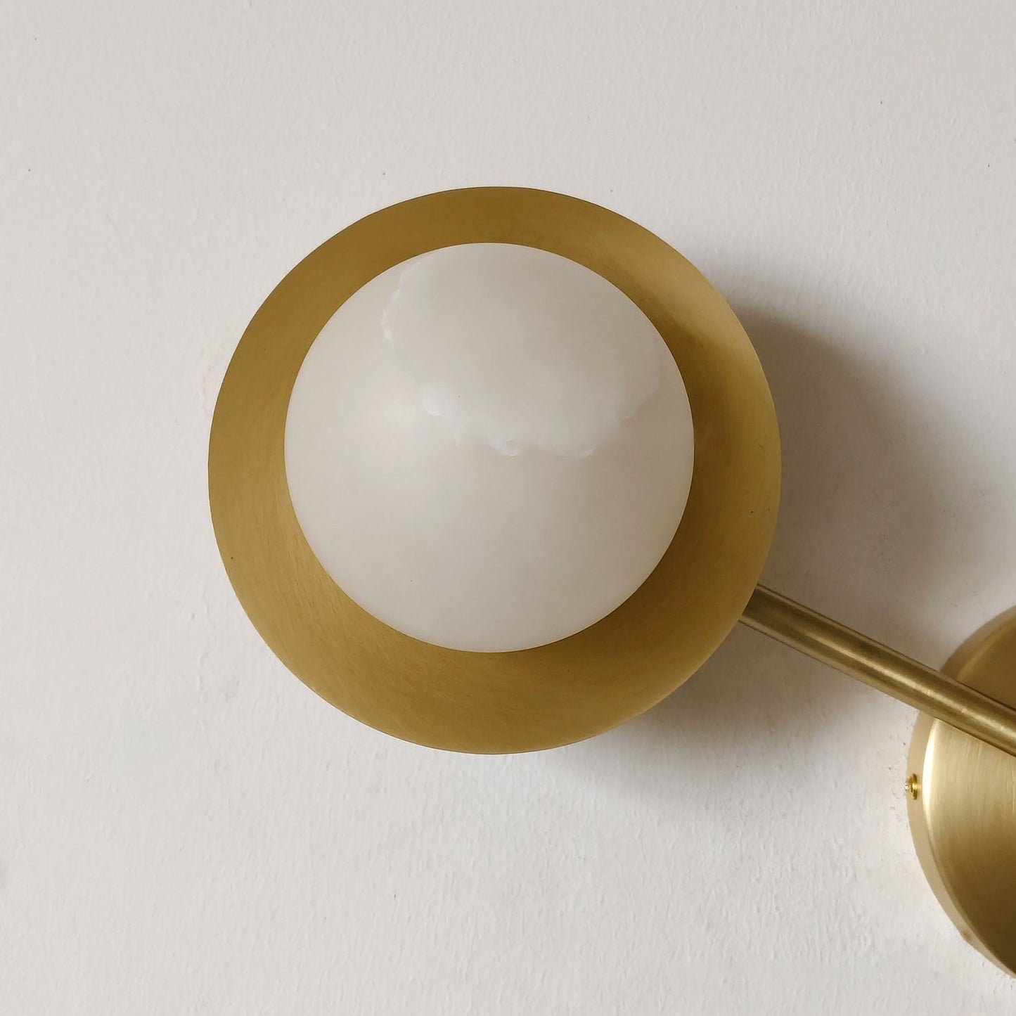 Radia Alabaster Wall Lamp