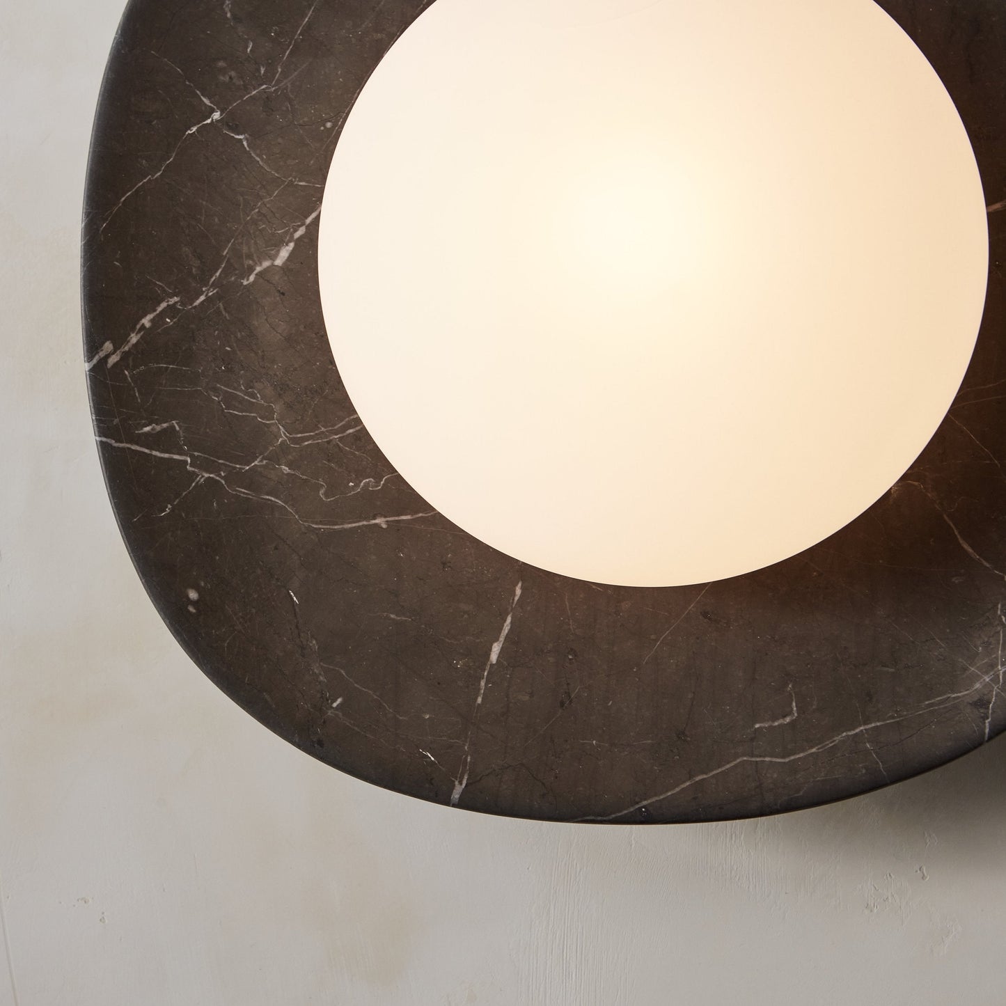 Zelo Wall Lamp