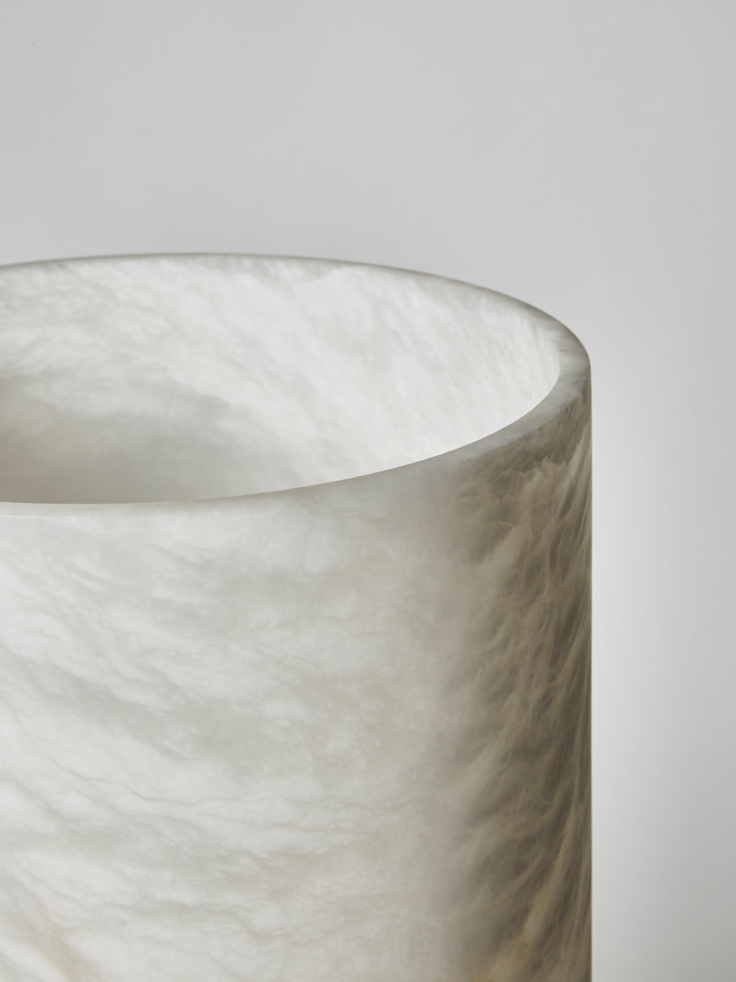 Corique Shaped Alabaster Table Lamp