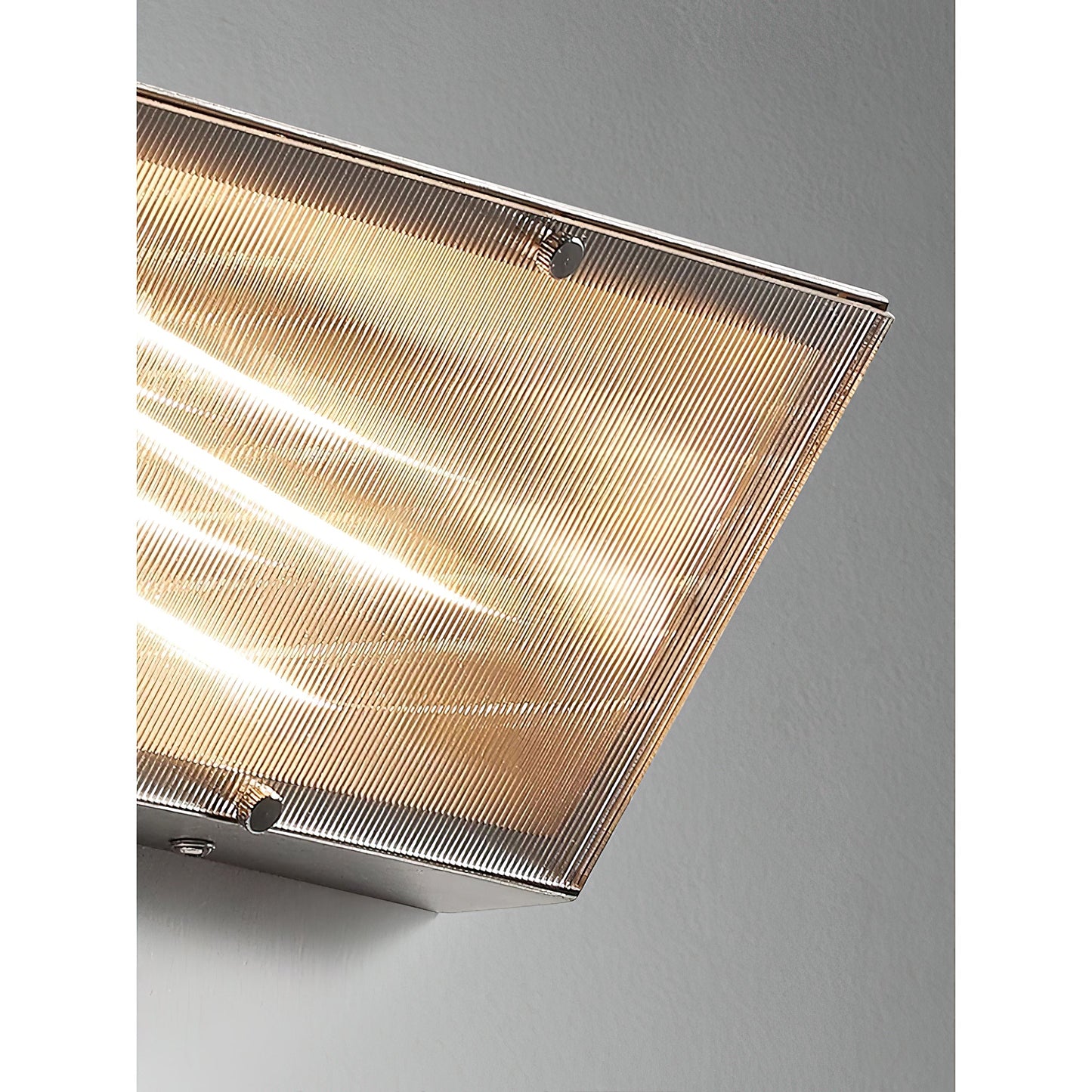 Serance Wall Lamp