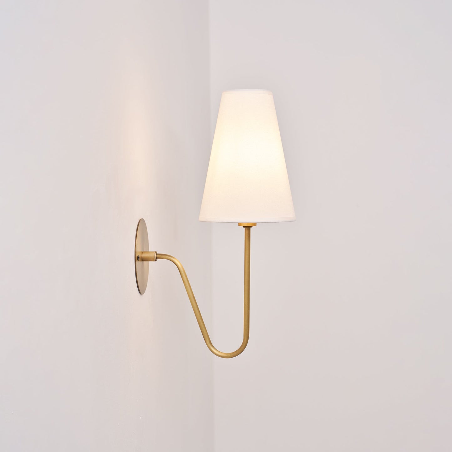 Jovyn Wall Lamp