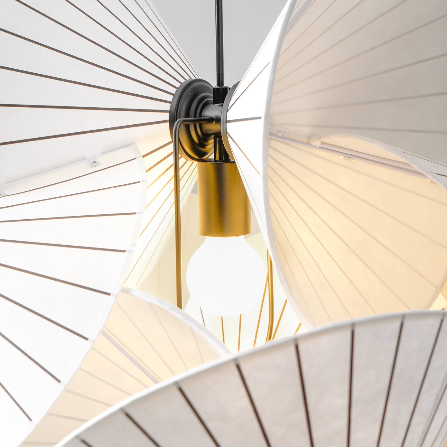 Dorique Pendant Light