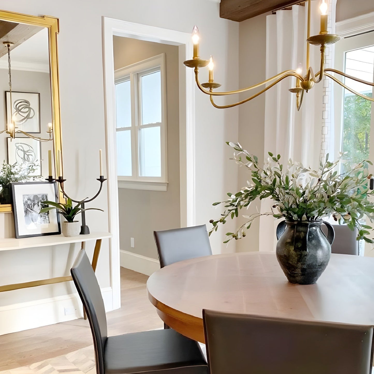 Ursinia Chandelier