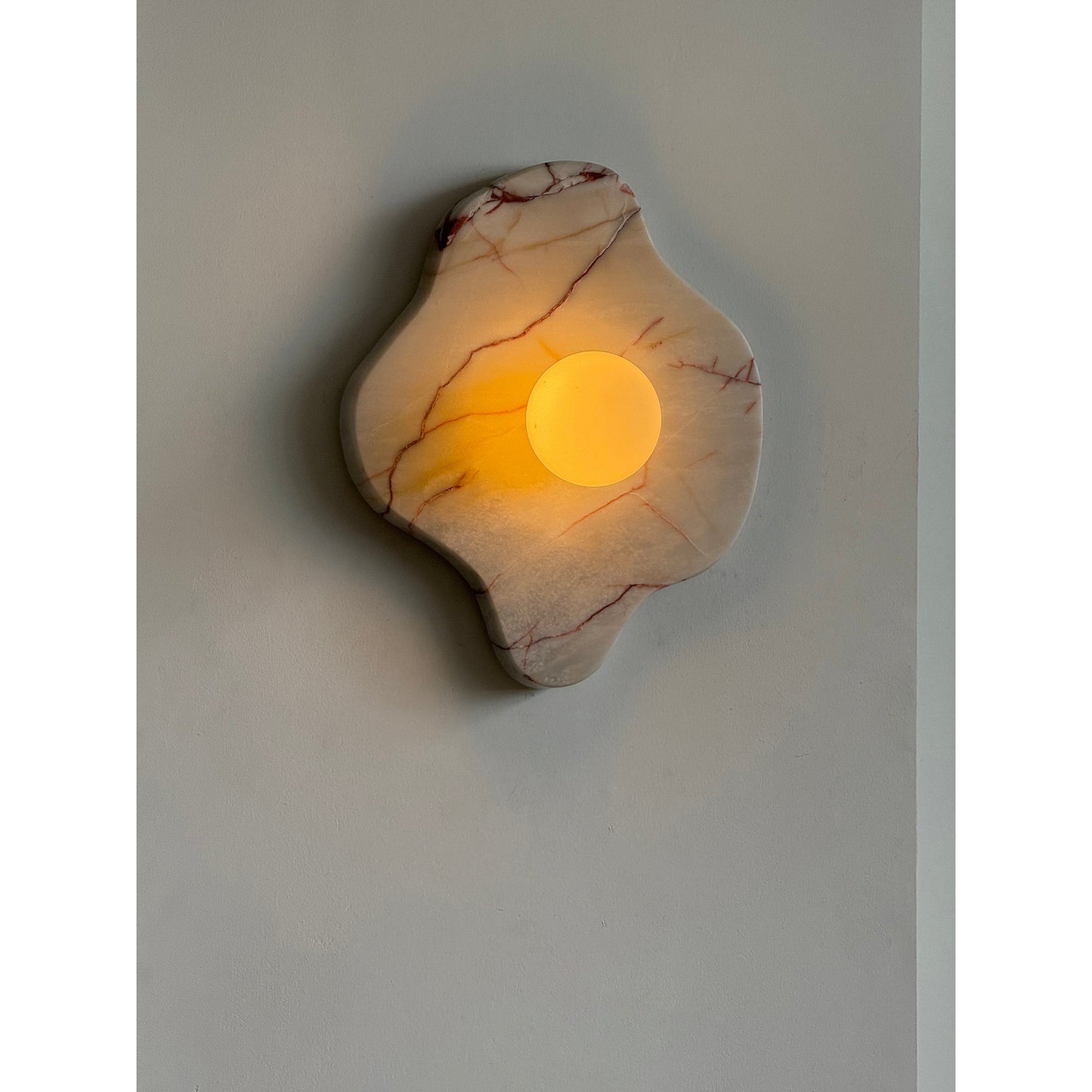 Solo Marble Wall Lamp