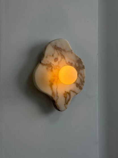 Solo Marble Wall Lamp