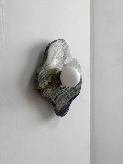 Solo Marble Wall Lamp