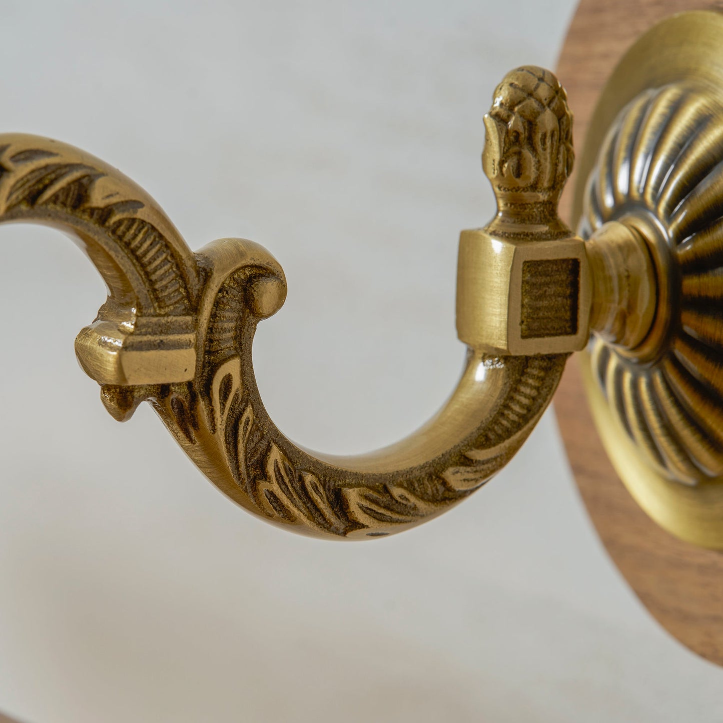 Gilan Picture Wall Lamp