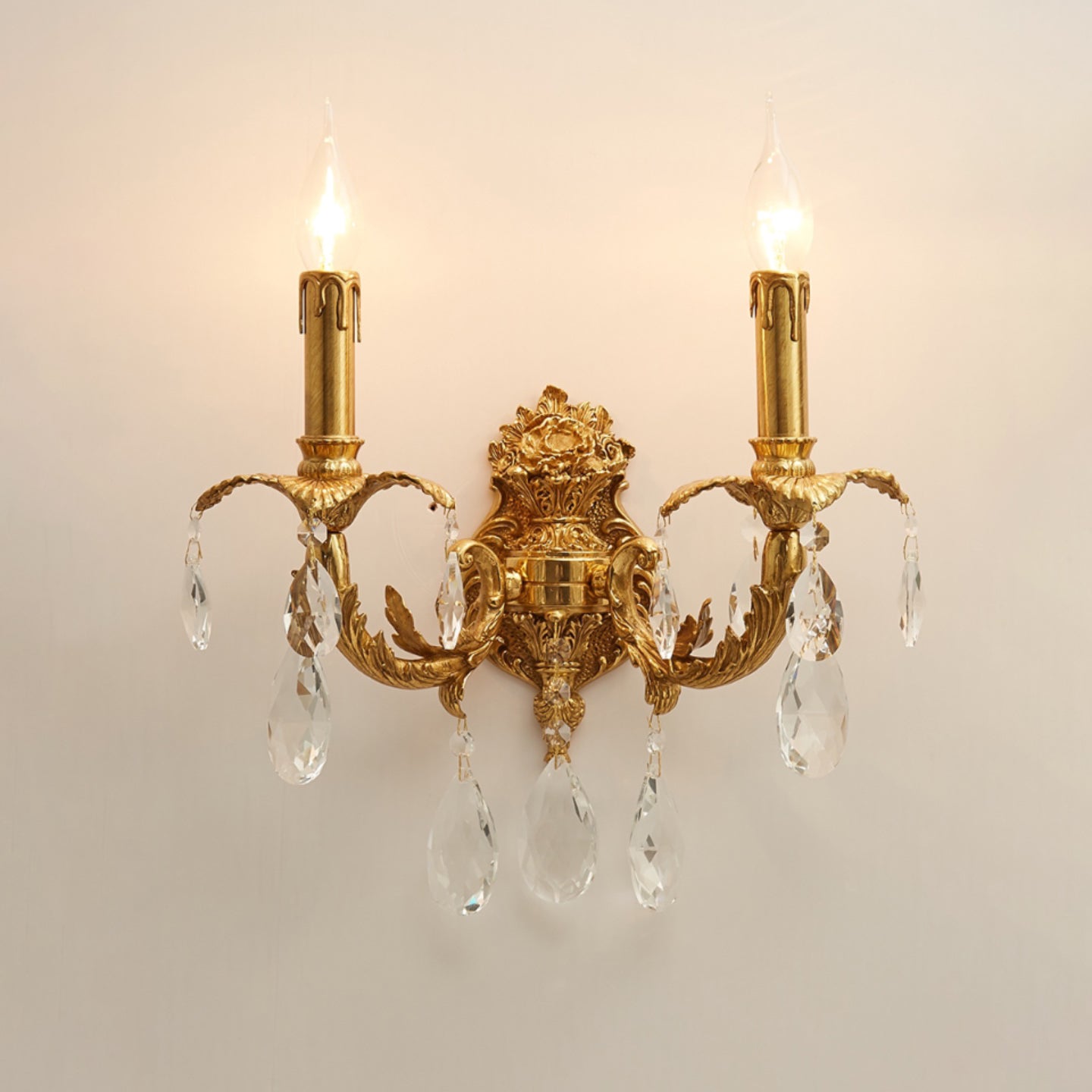 Noemie Brass Wall Lamp