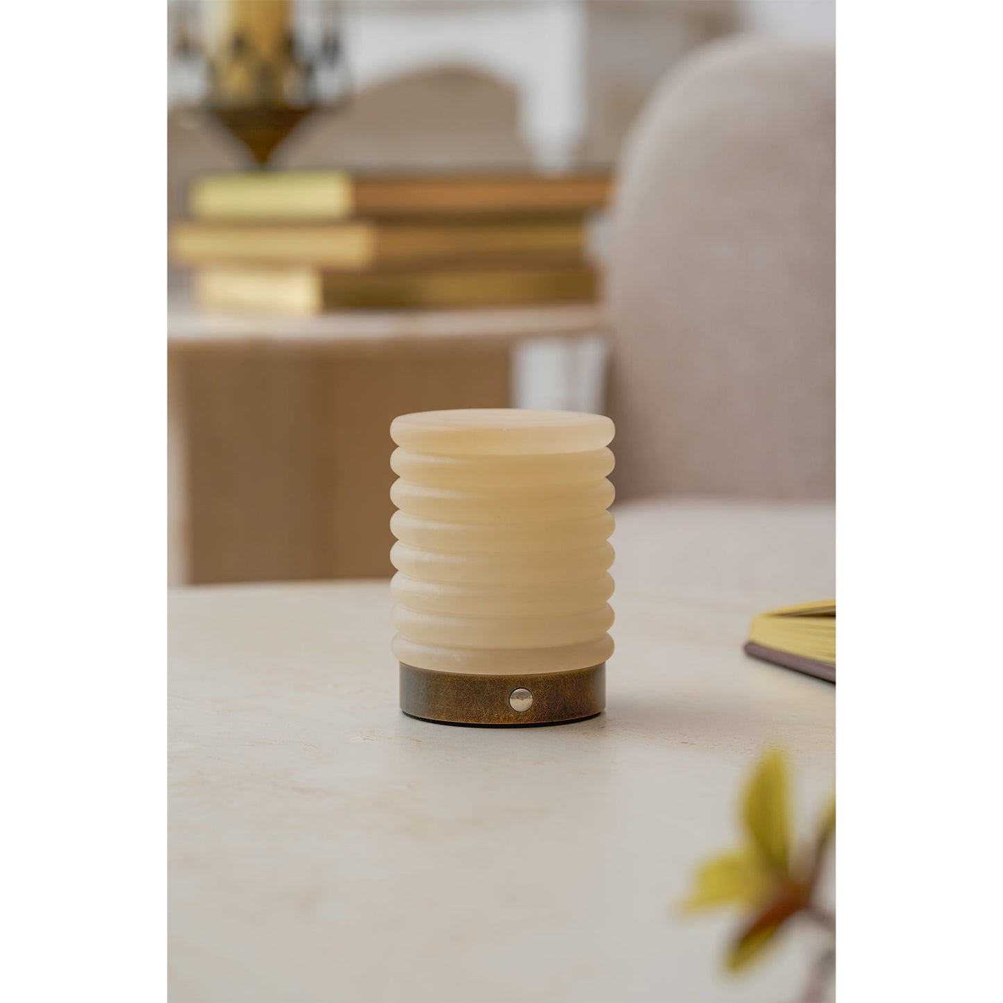 Alabaster Petite Portable Lamp (Built-in Battery)