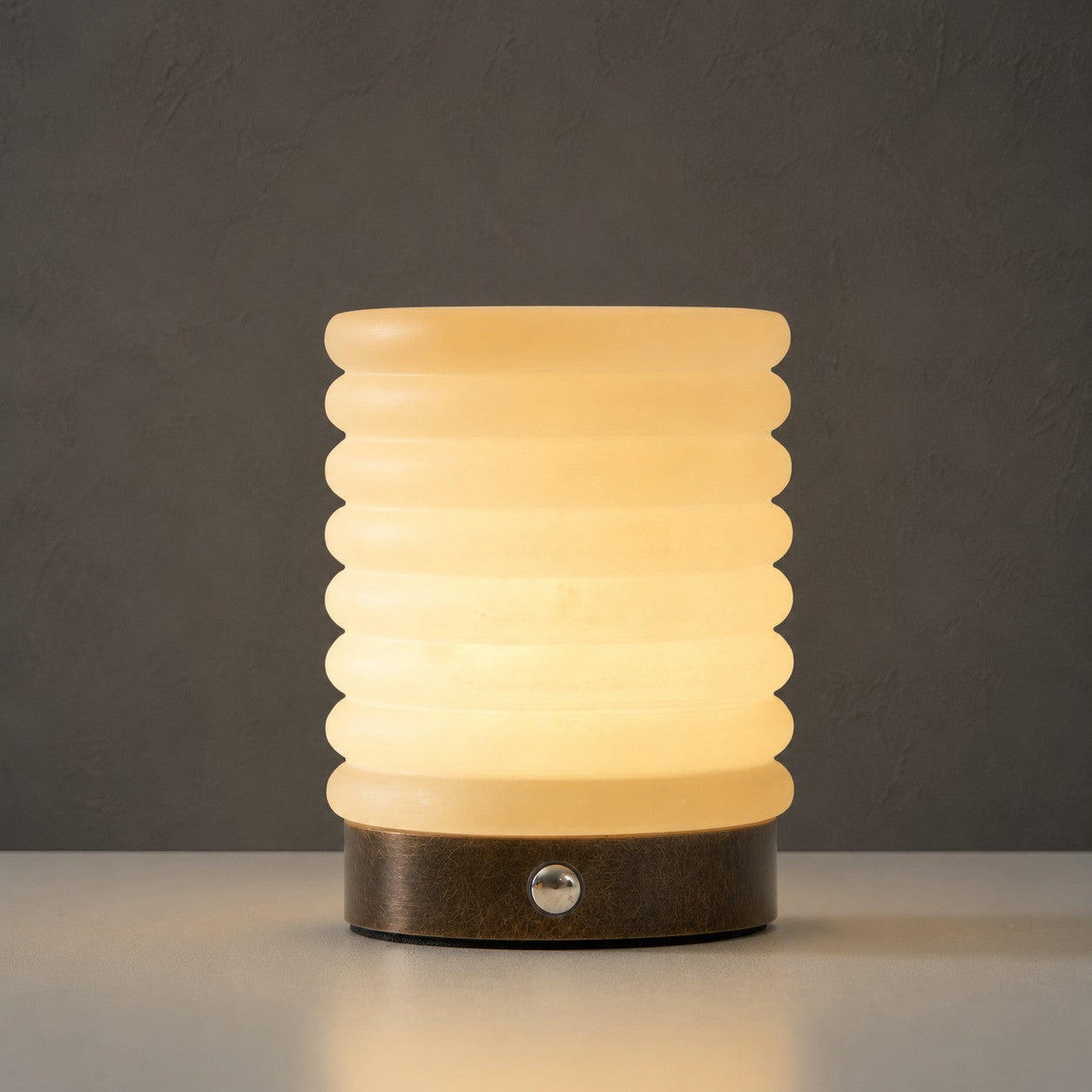 Alabaster Striped Table Lamp (Built-in Battery)