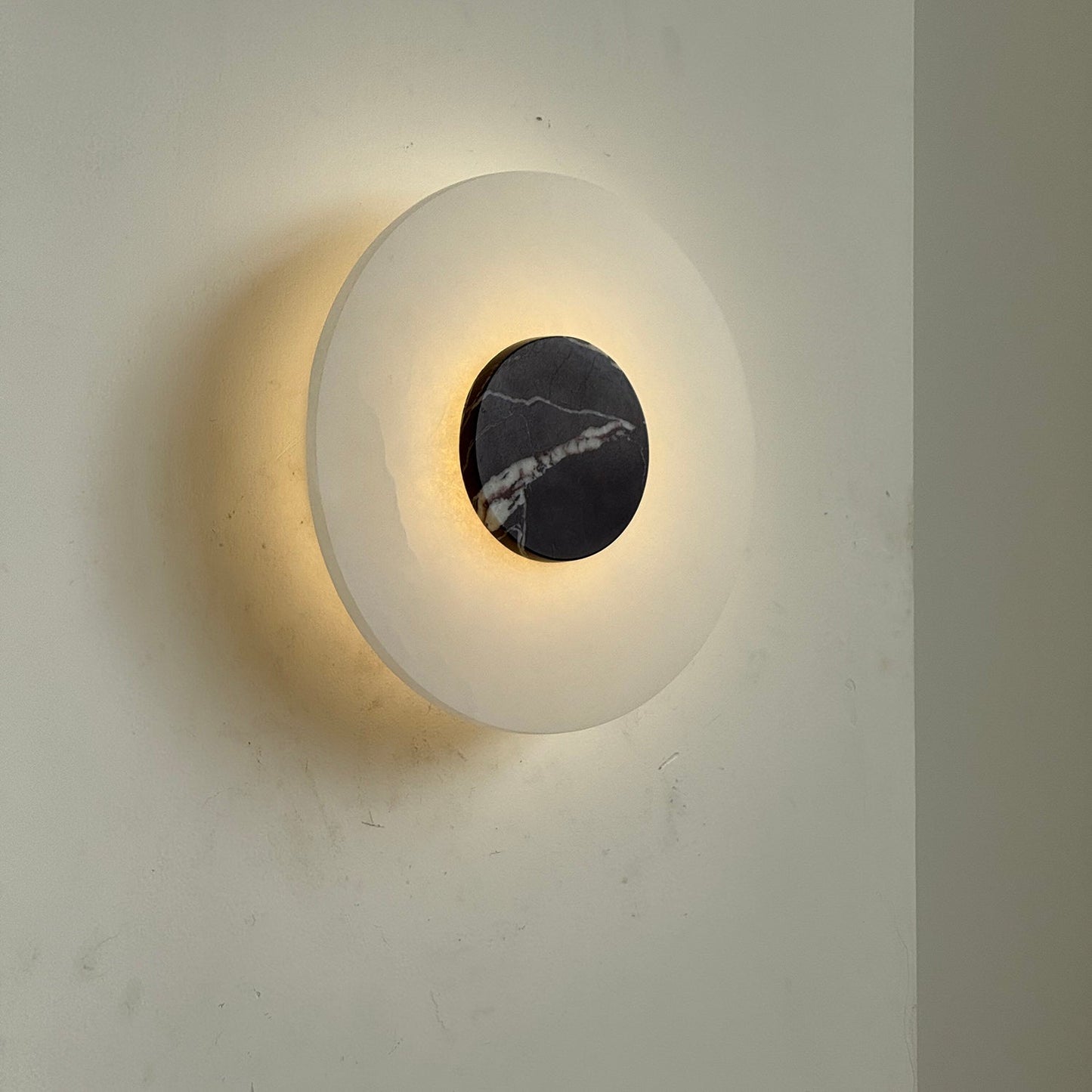 Alba Alabaster Wall Lamp