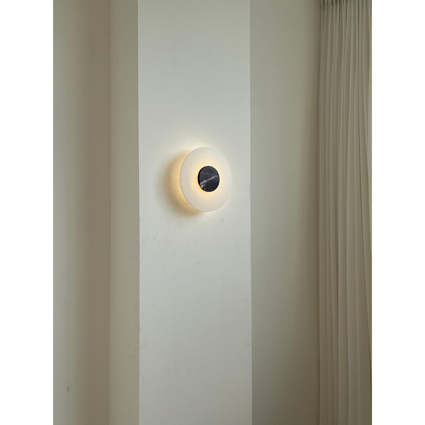 Alba Alabaster Wall Lamp