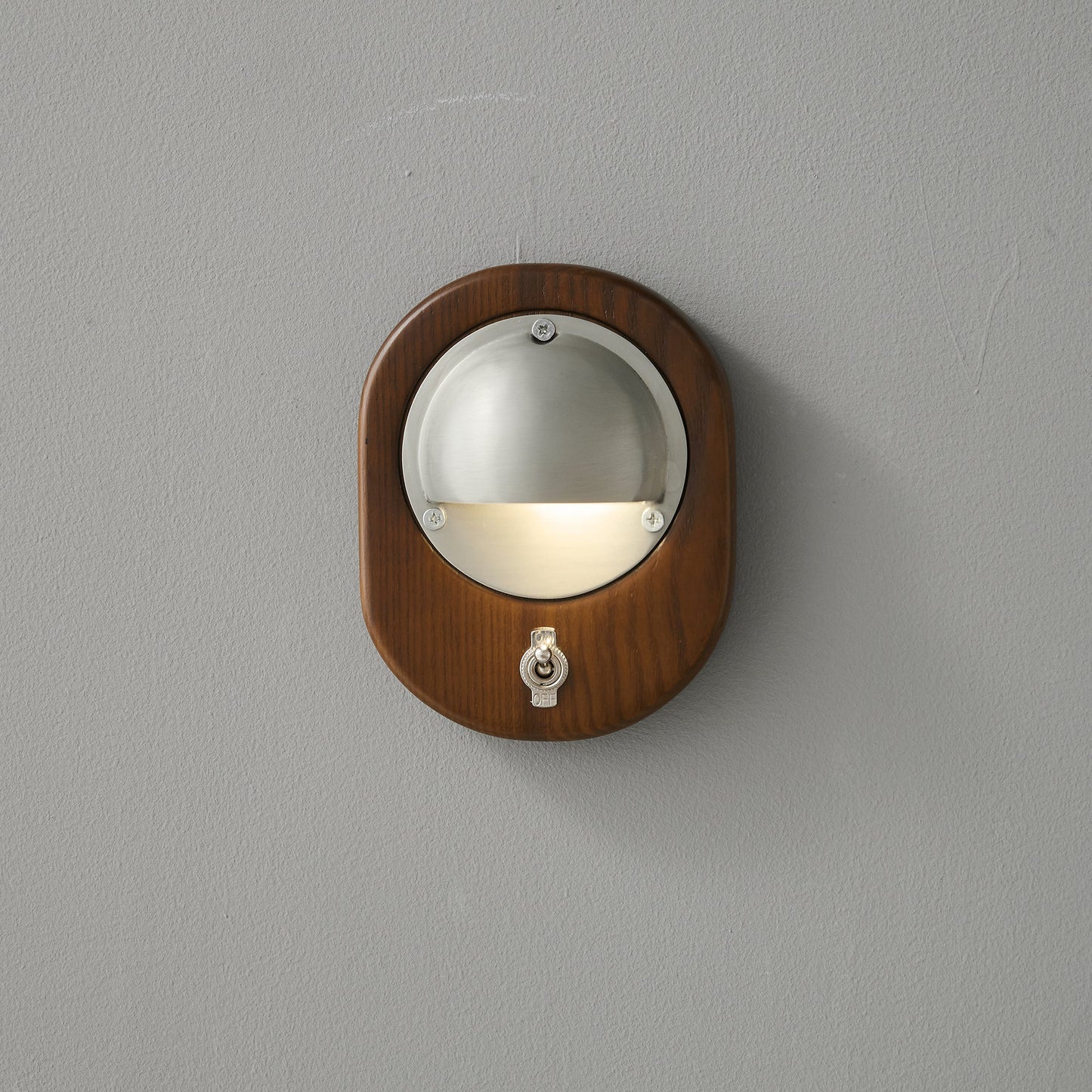 Velora Wall Lamp