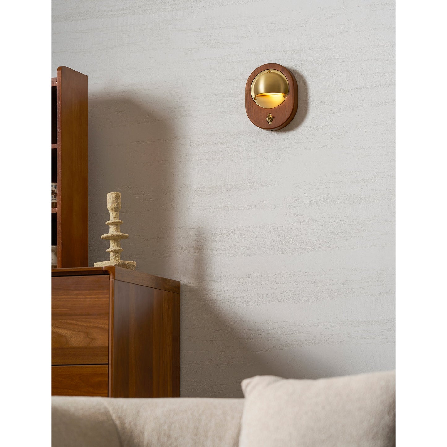 Velora Wall Lamp