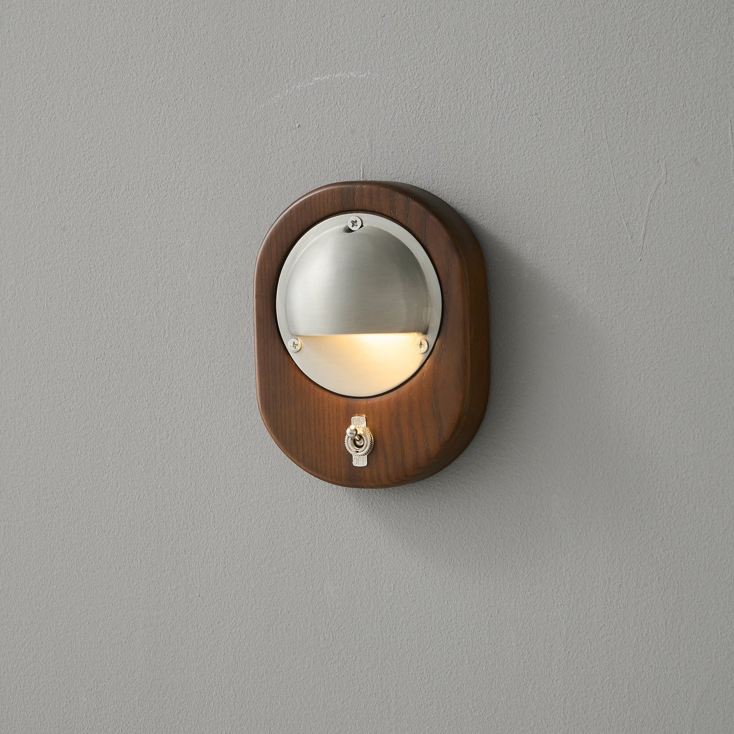 Velora Wall Lamp