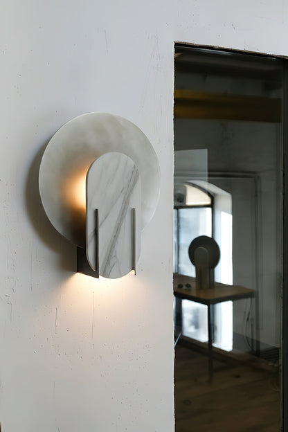 Liro Wall Lamp