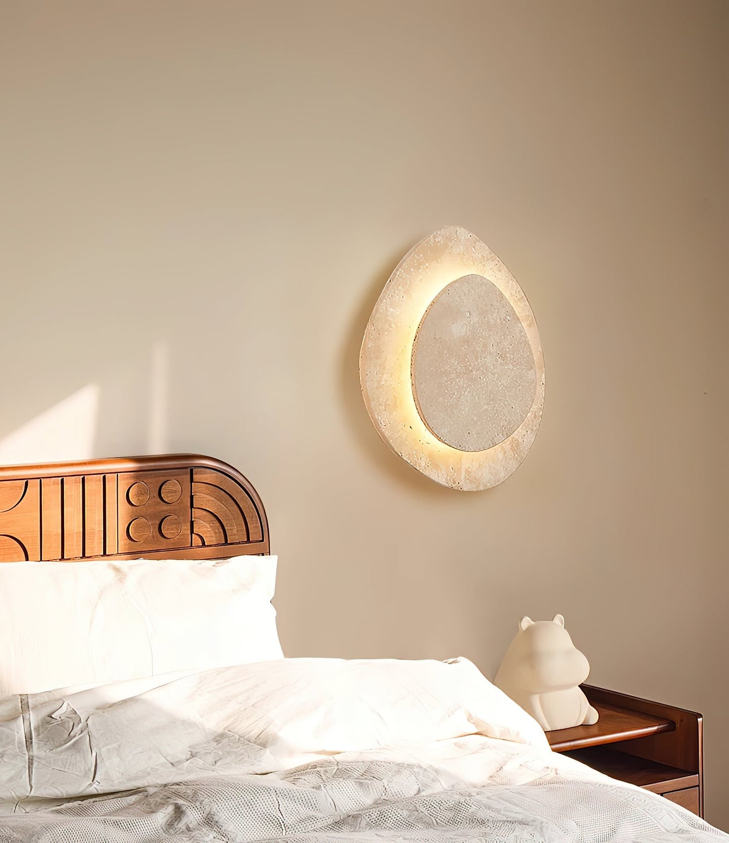 Liro Travertine Wall Lamp