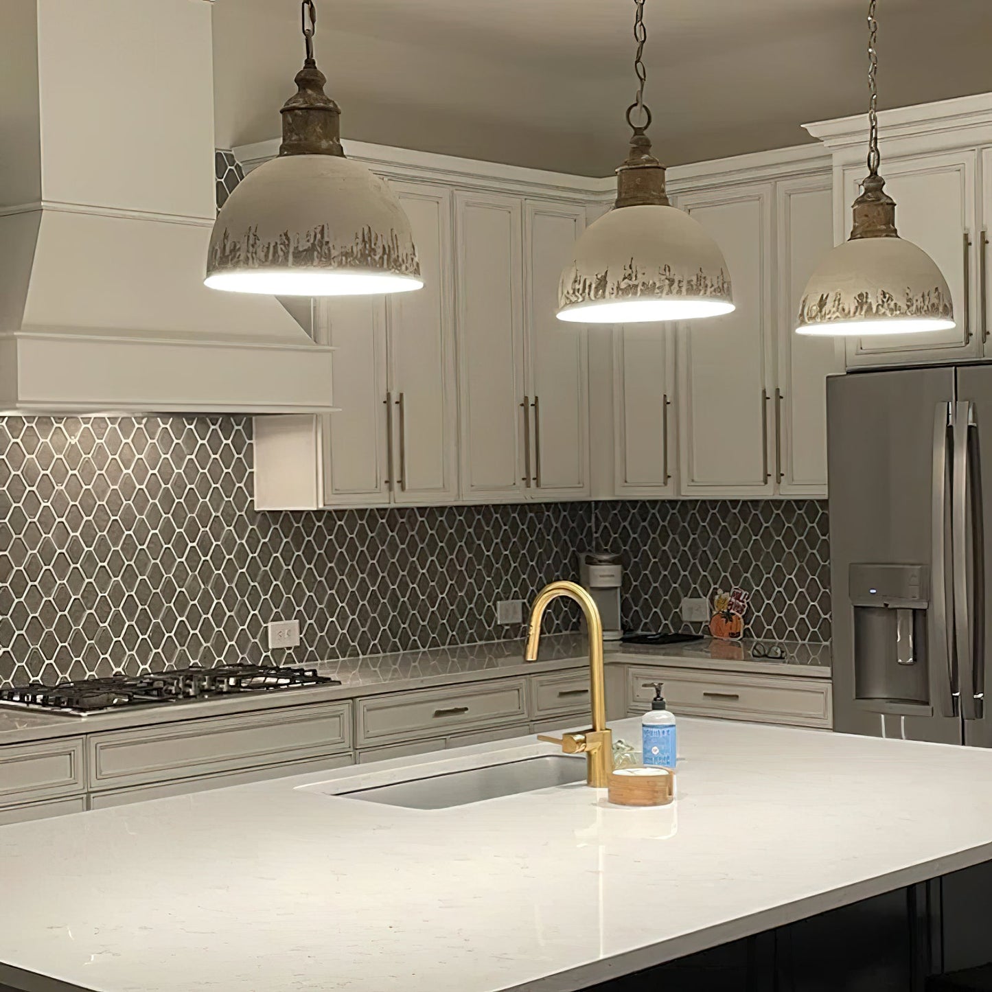 Miron Pendant Light