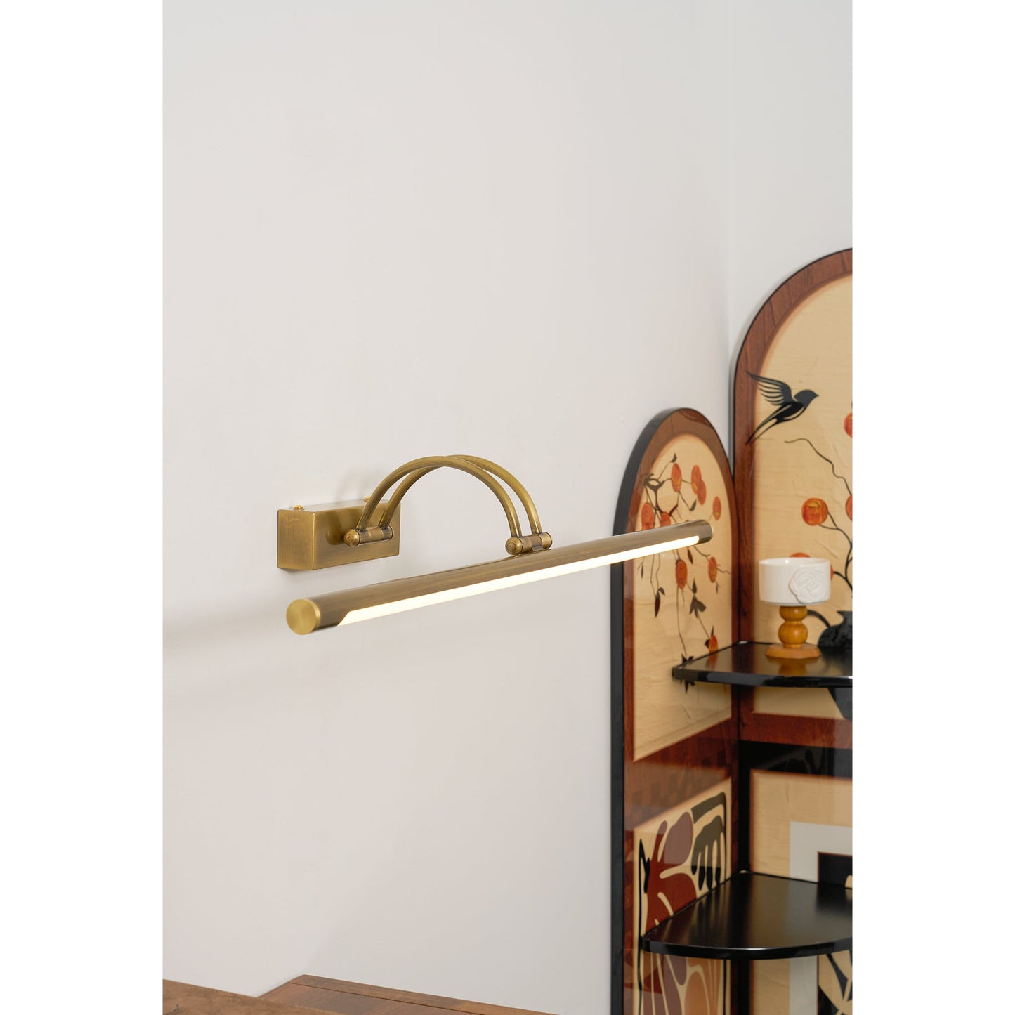 Regulus Brass Rechargeable Wall Lamp