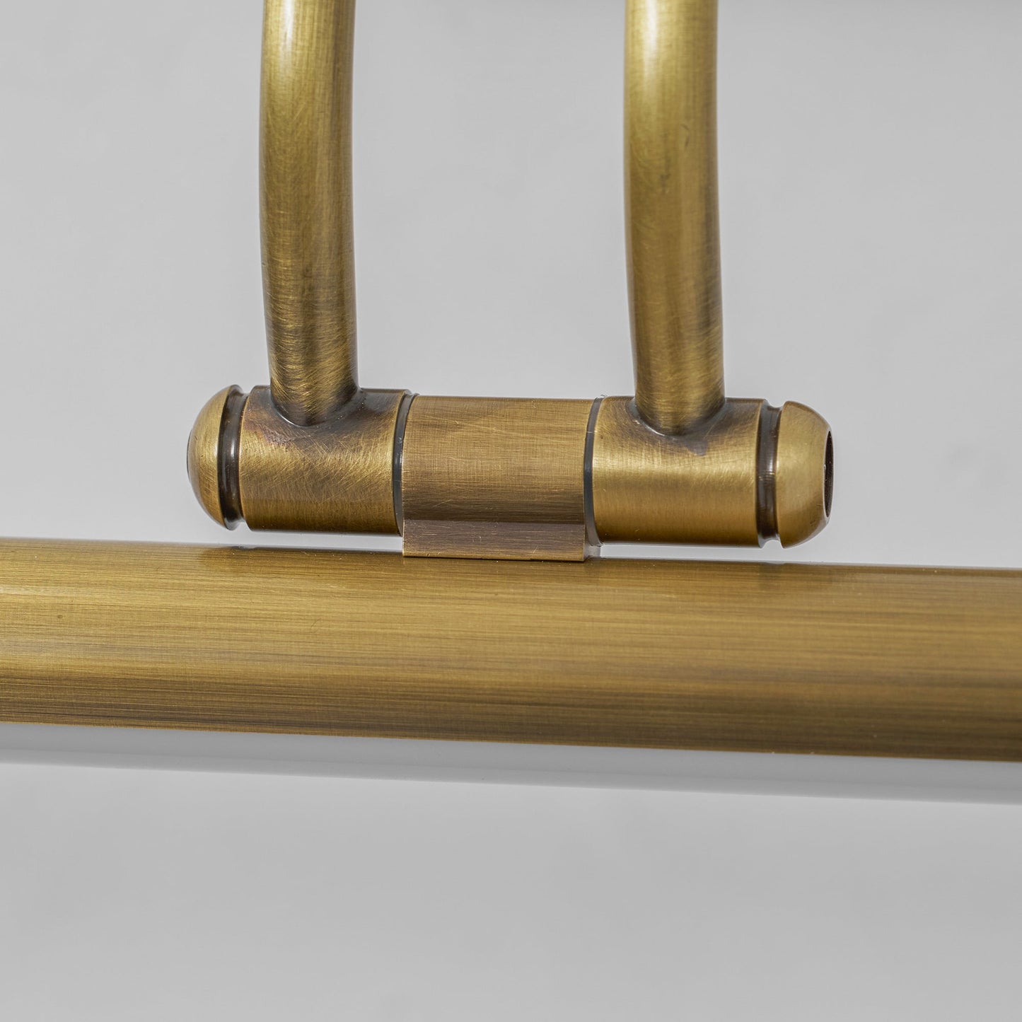 Regulus Brass Rechargeable Wall Lamp