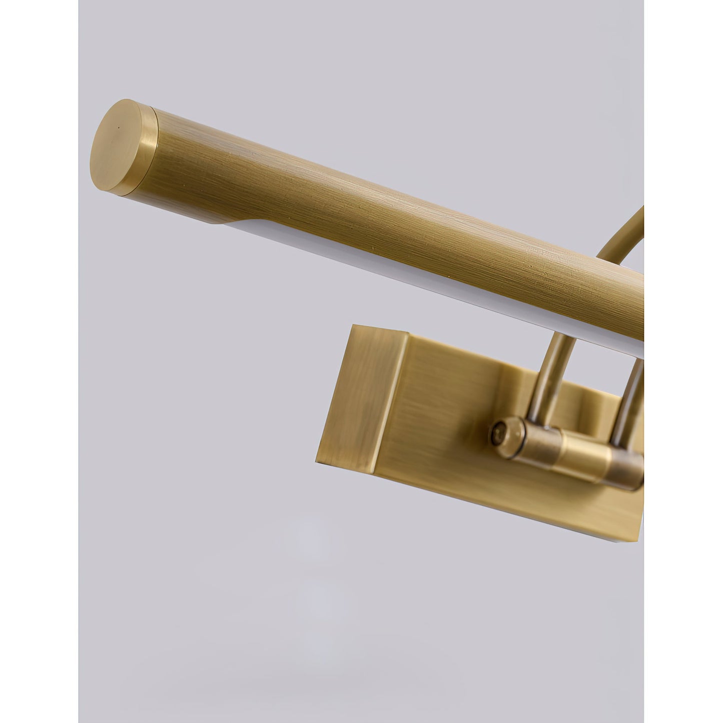 Regulus Brass Rechargeable Wall Lamp