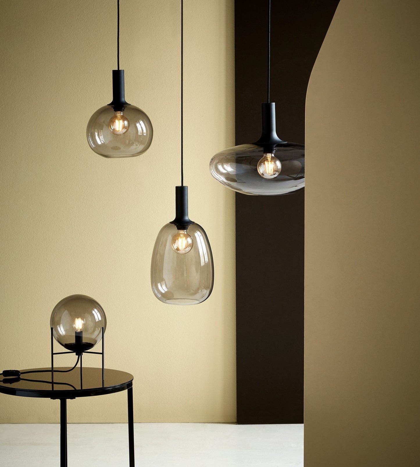 Regulus Table Lamp