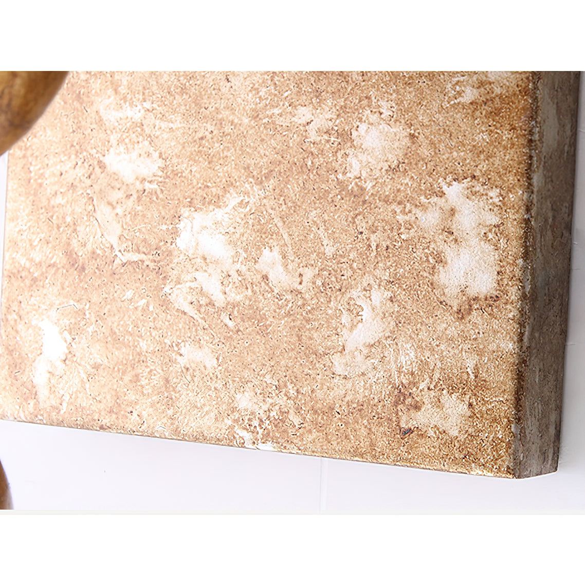 Kesan Wall Lamp