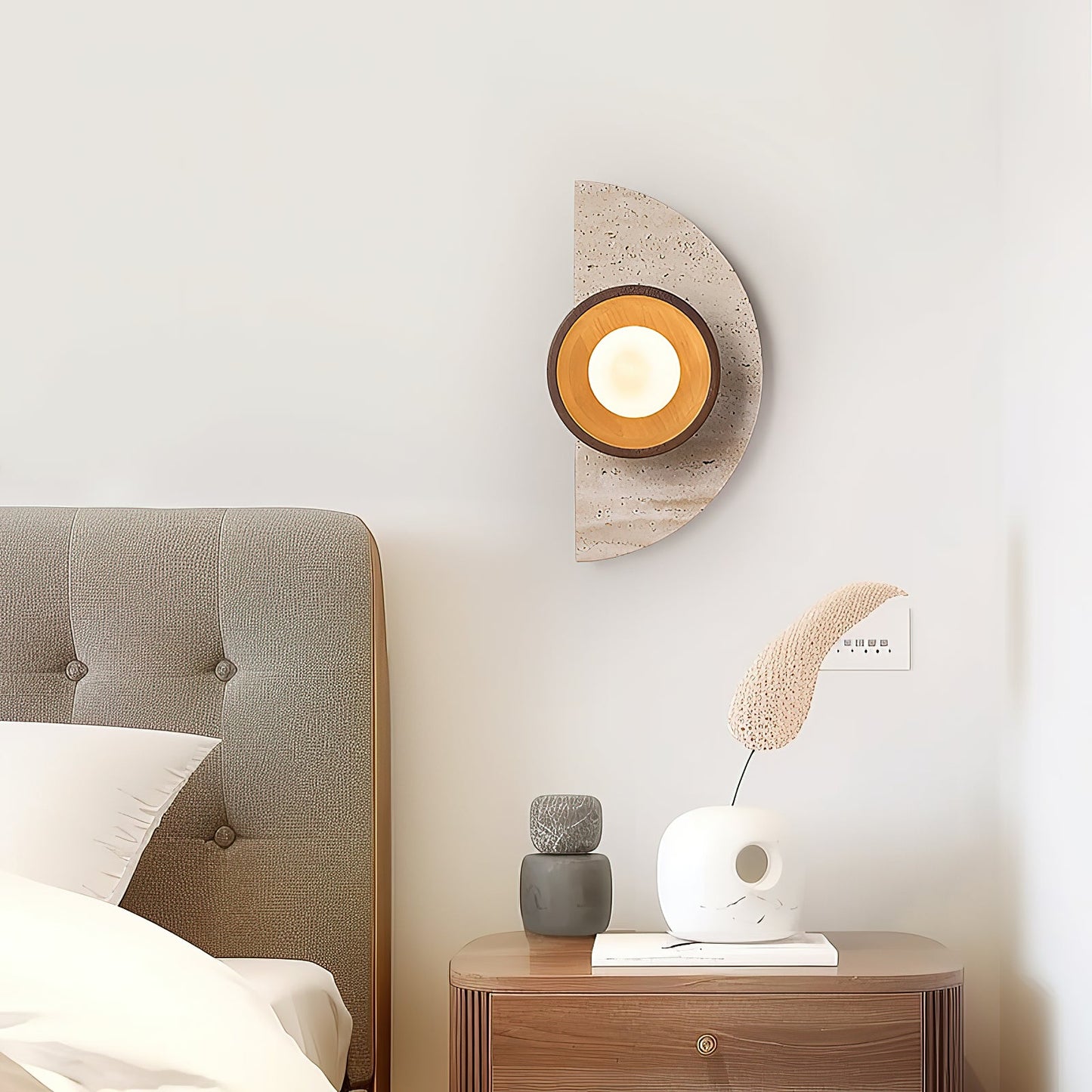 Brayn Wall Lamp