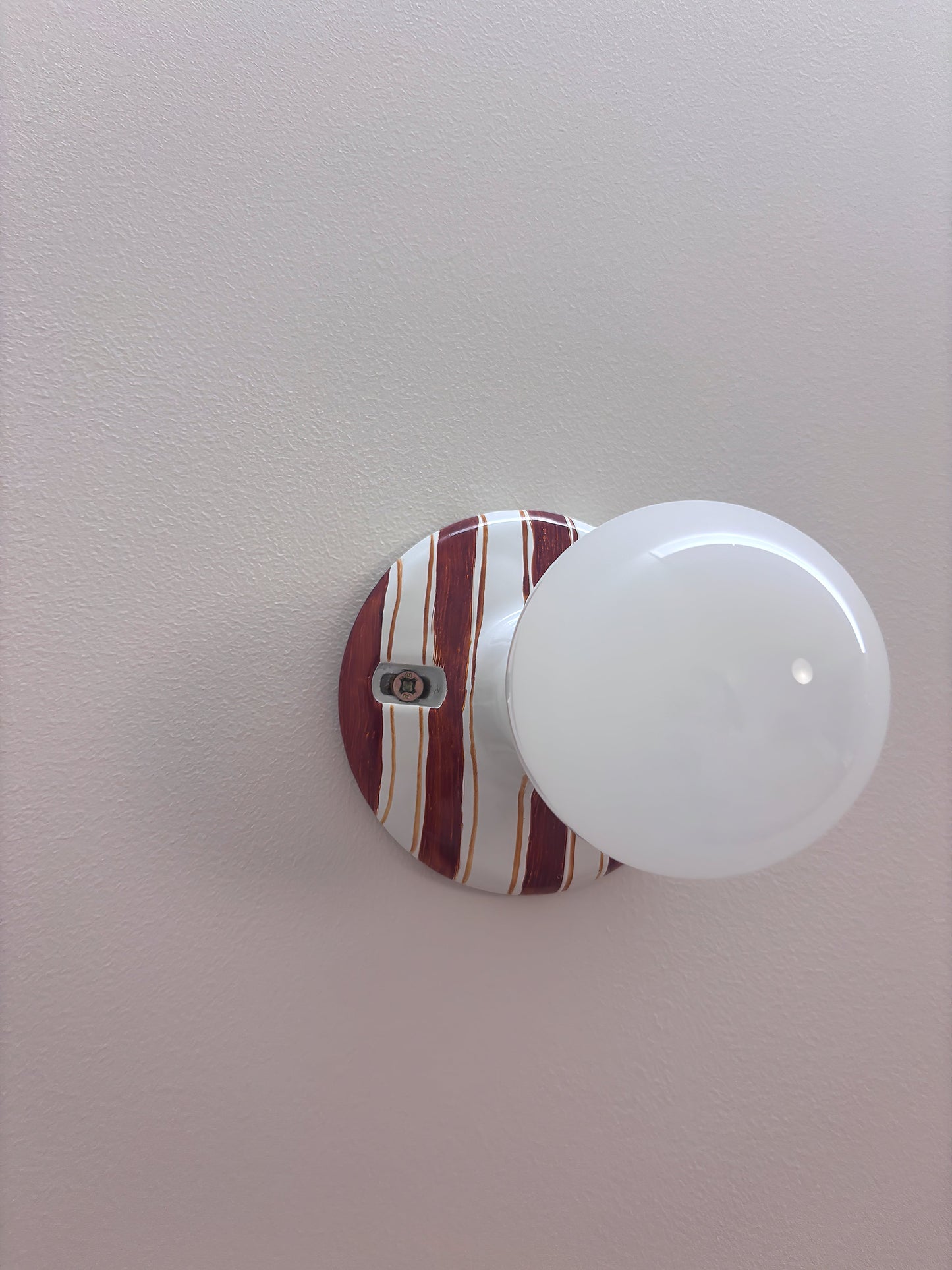 Renon Wall Lamp