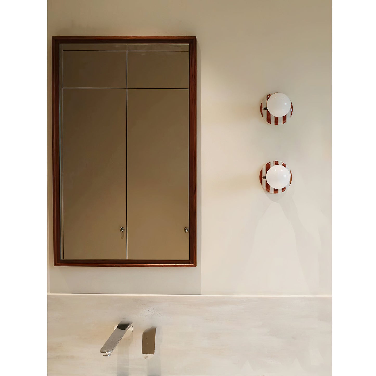 Renon Wall Lamp