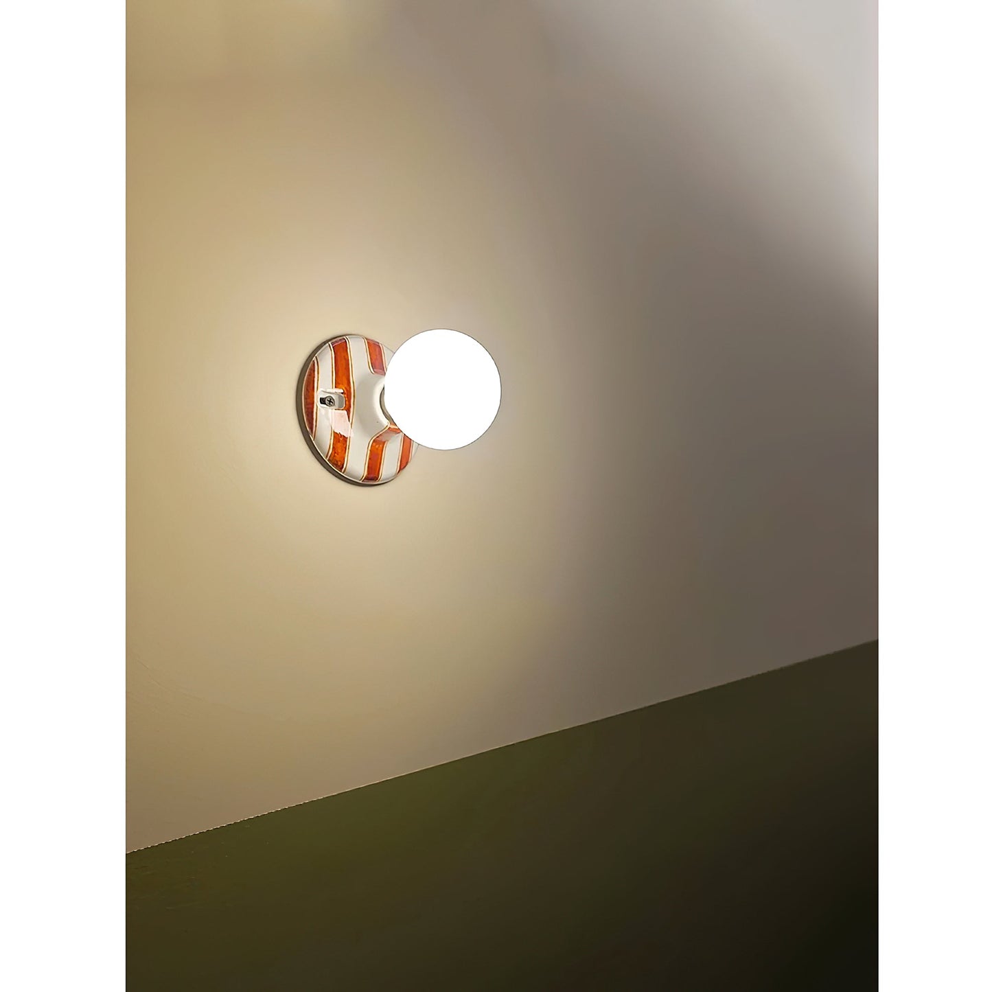 Renon Wall Lamp