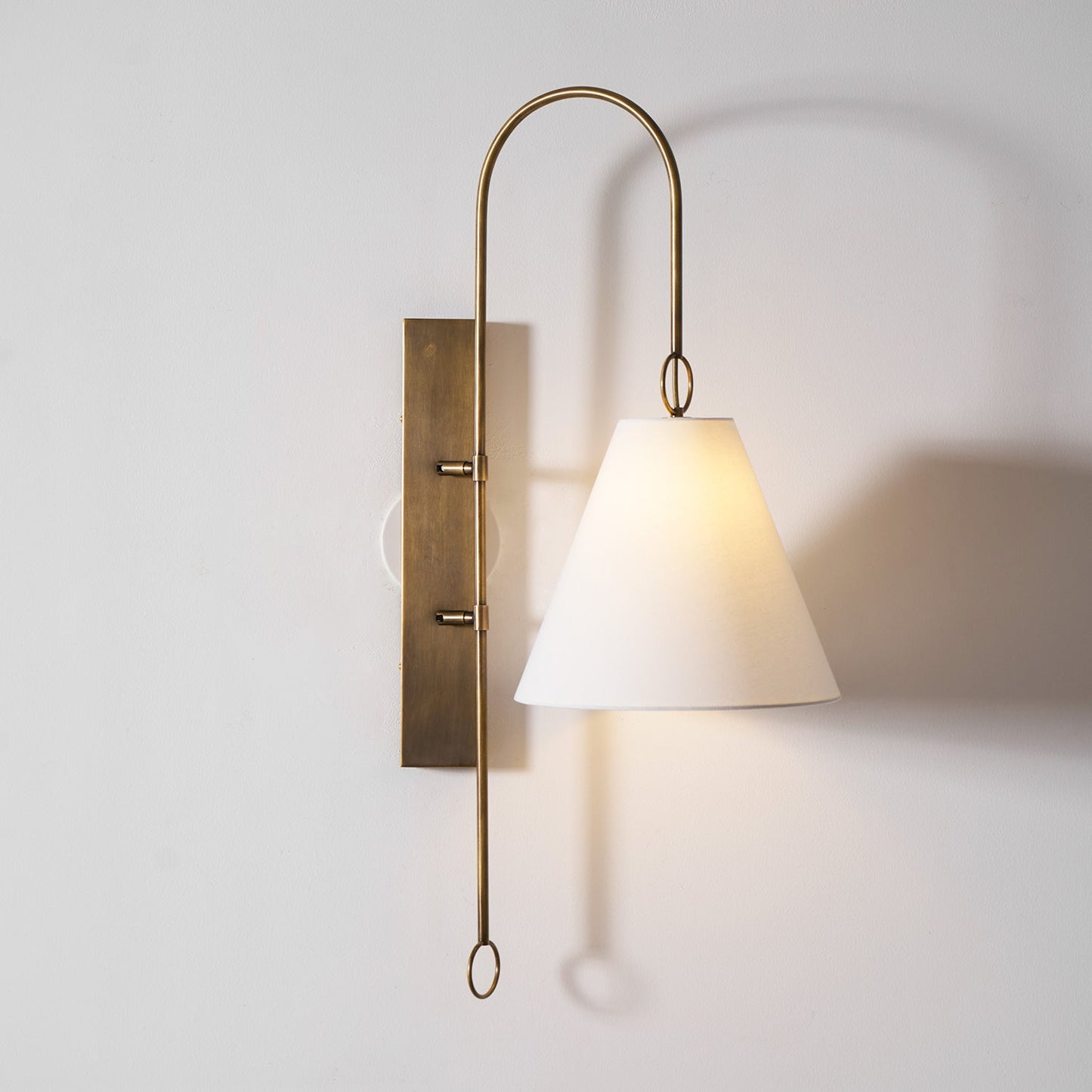 Yara Wall Lamp