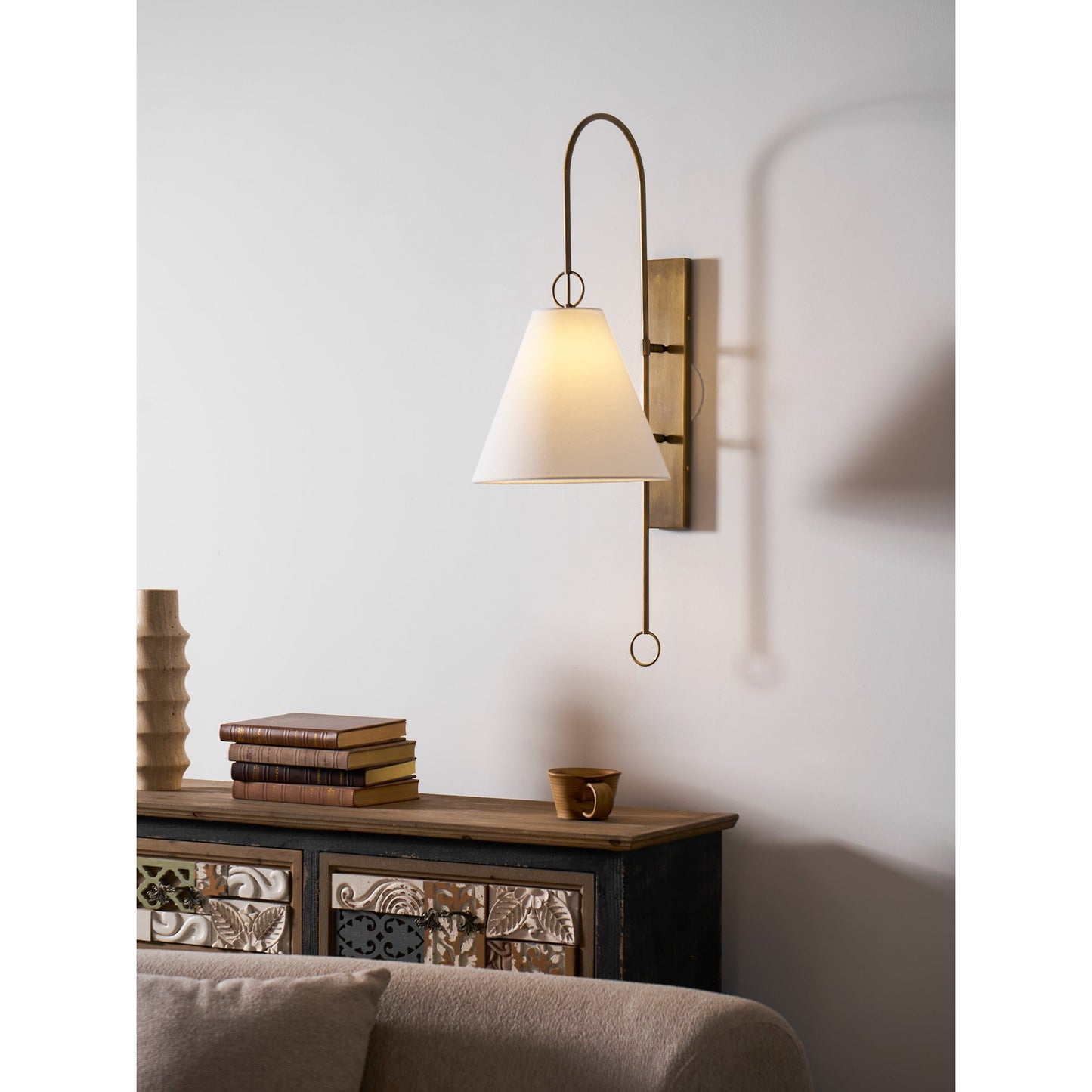 Yara Wall Lamp