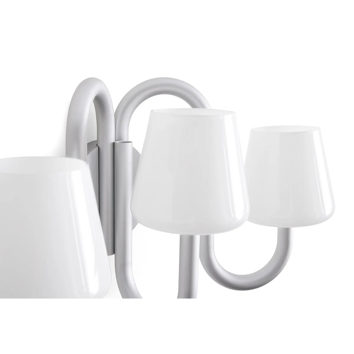 Caris Wall Lamp