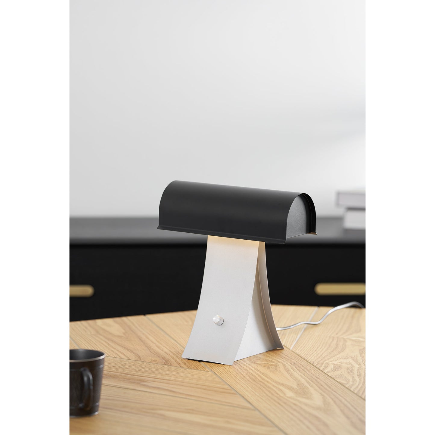 Kesora Table Lamp