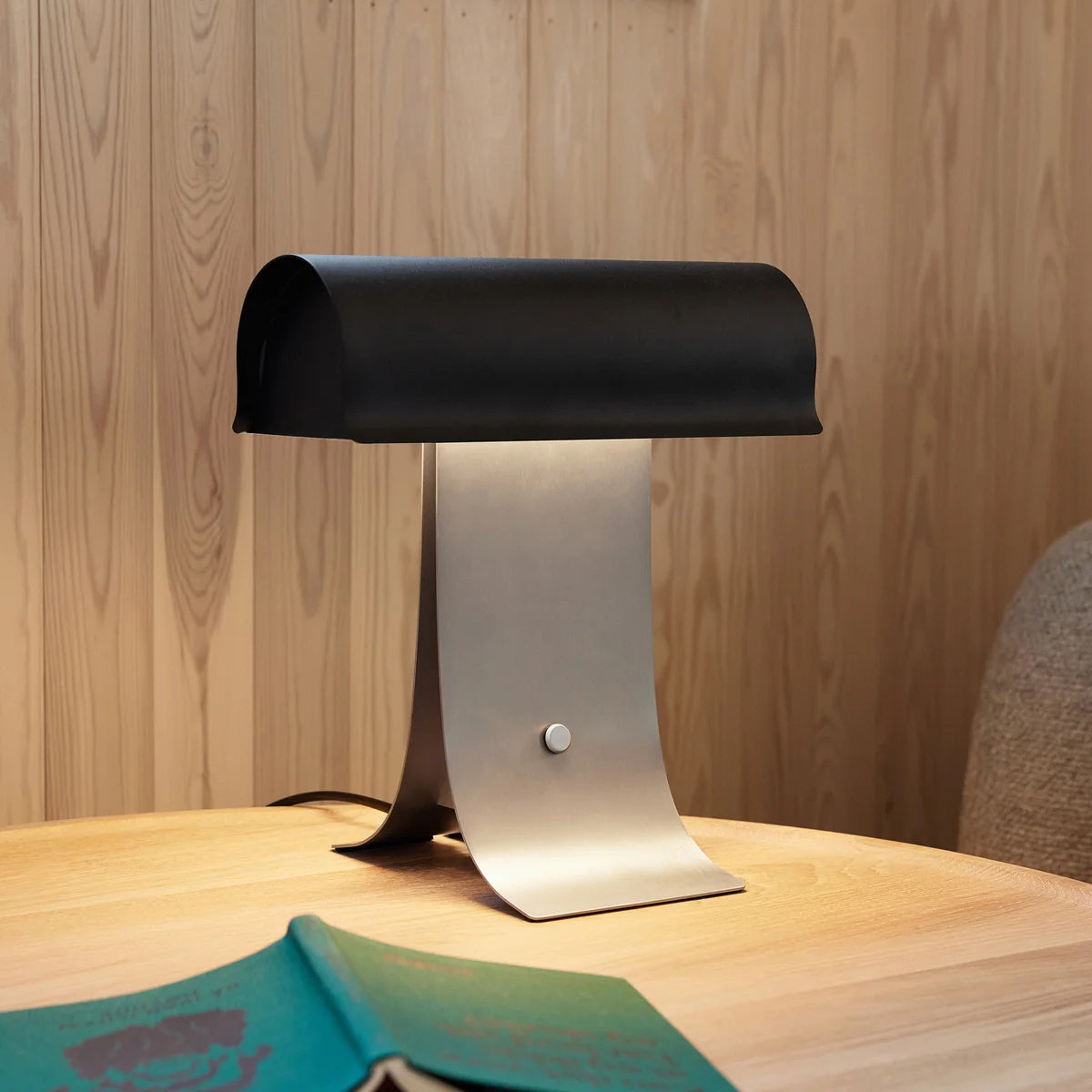 Kesora Table Lamp