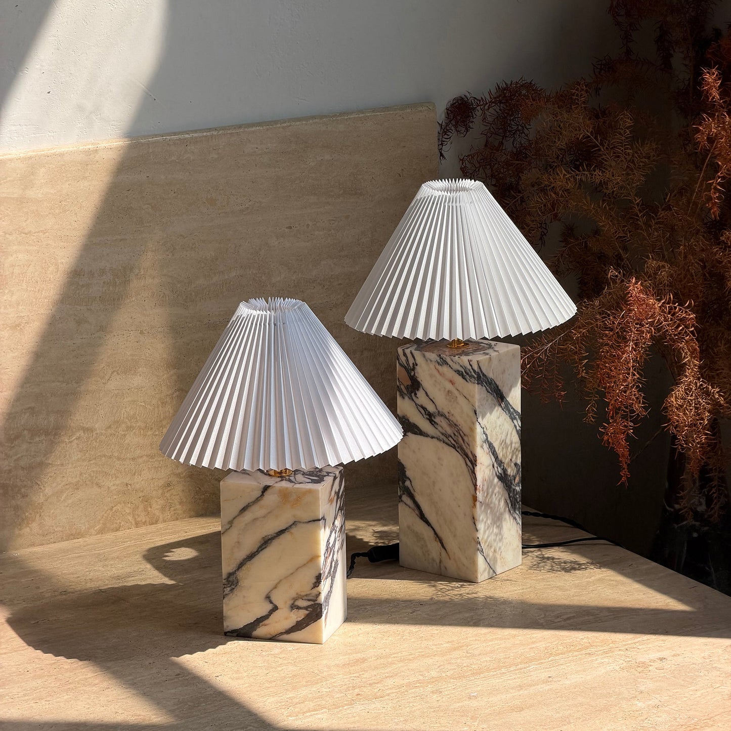 Solan Table Lamp