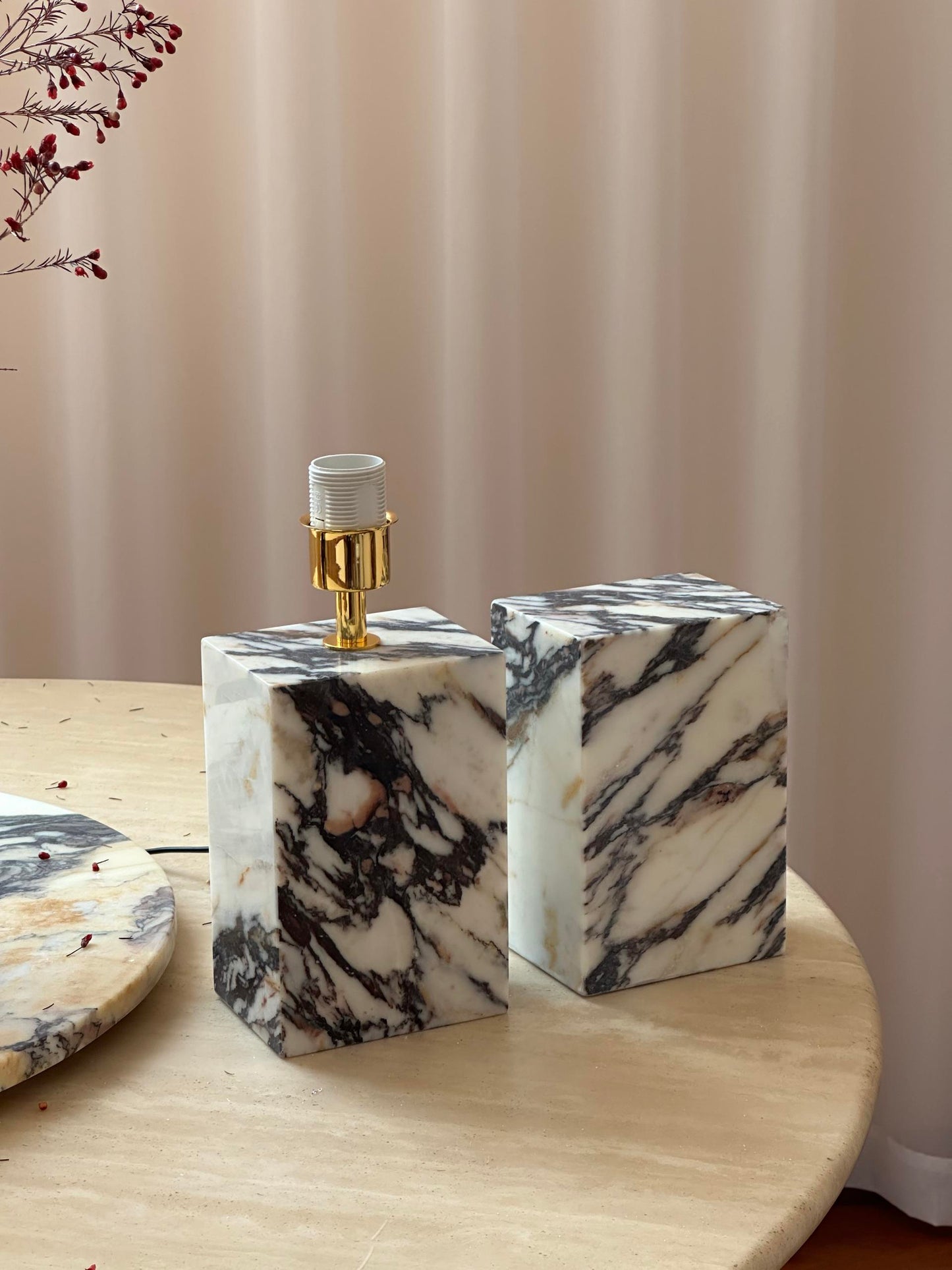 Solan Table Lamp
