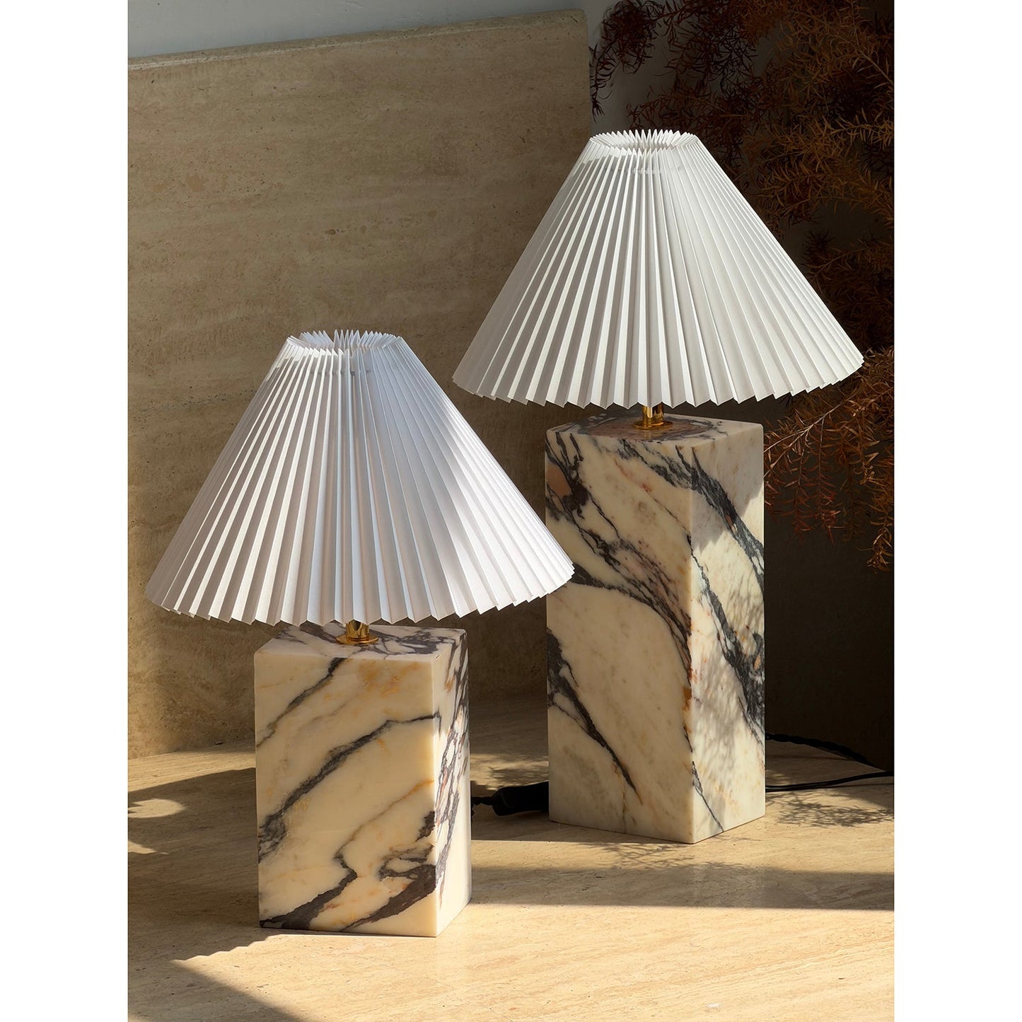 Solan Table Lamp