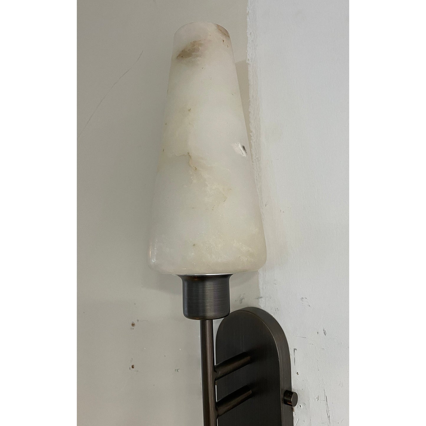 Oleander Alabaster Wall Lamp