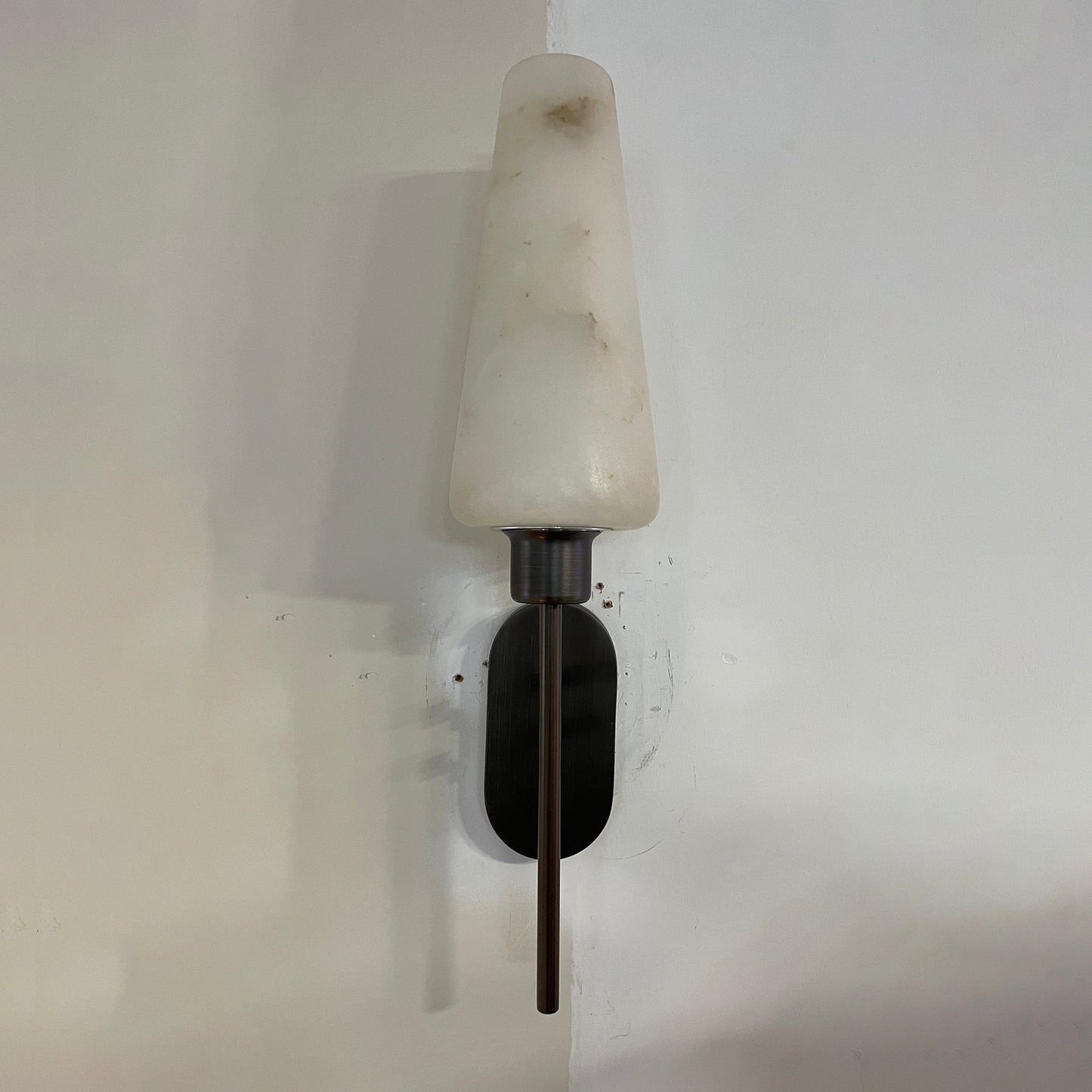 Oleander Alabaster Wall Lamp