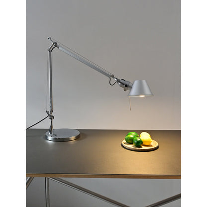 Maren Aluminum Desk Lamp