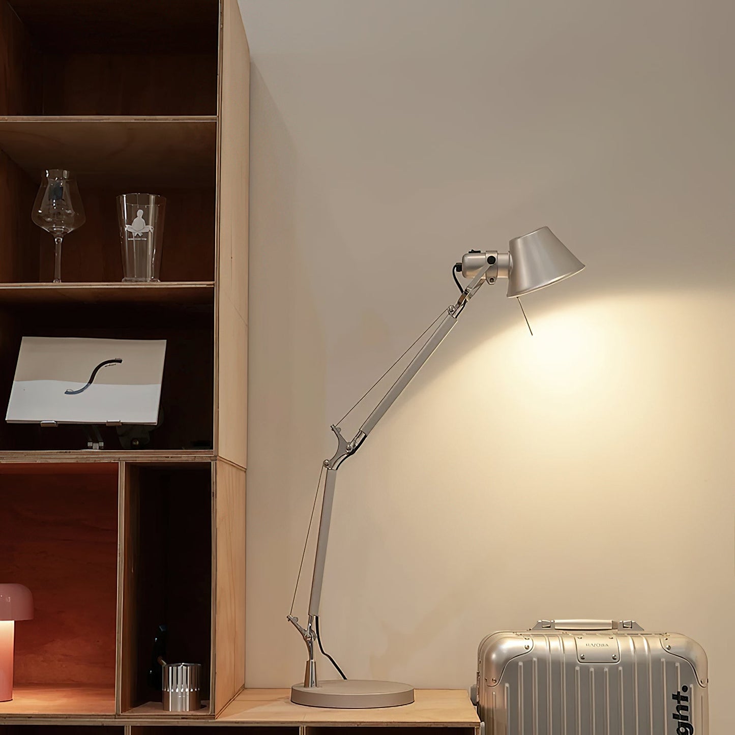 Maren Aluminum Desk Lamp
