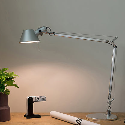 Maren Aluminum Desk Lamp
