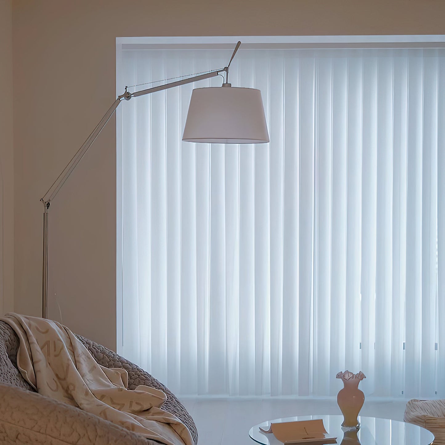 Kira Floor Lamp