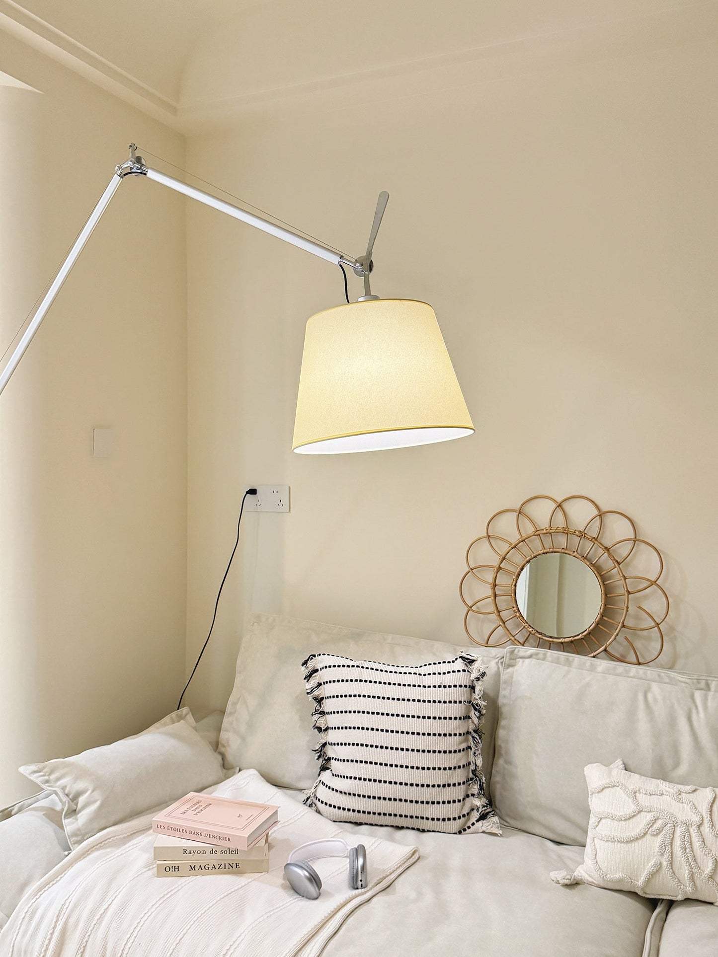 Kira Floor Lamp
