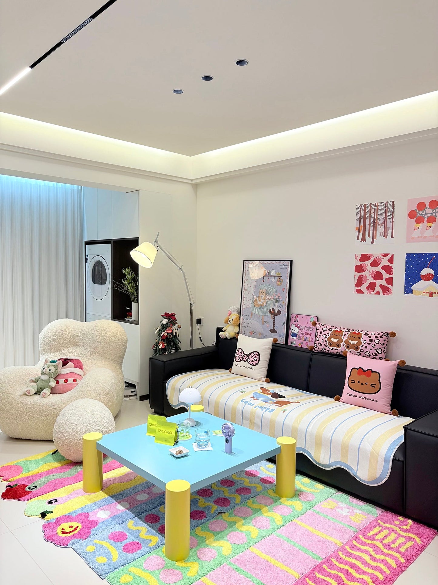 Kira Floor Lamp
