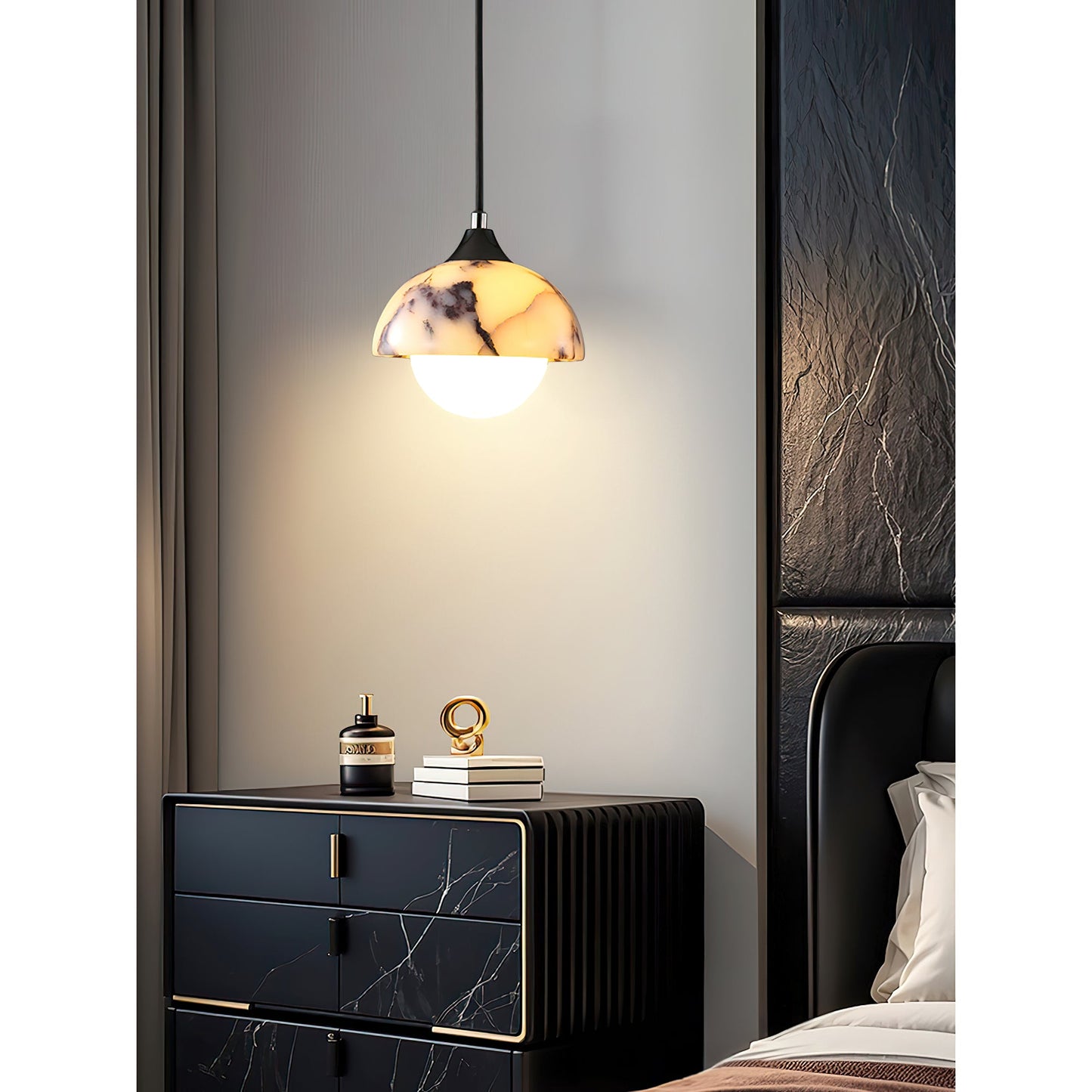 Helia Marble Pendant Lamp